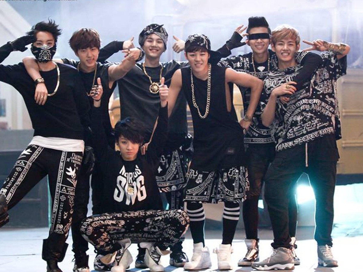 michy_ipu's tweet photo. Y es en estas fechas donde más nostálgico se vuelve el regresar al día en el que los conocí, gracias por tanto BTS💜

#10YearsWithBTS
#BangtanTurns10
#10YearsOfAPOBANGPO
#BulletProofingSinceADecade
#BestFriendsSince10Years
#1DecadeWithBTS
#OurDecadeLongShiningUniverse https://t.co/5zWnqXfkdI