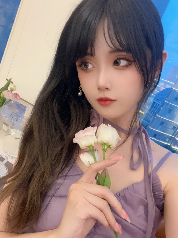 TStiantian's tweet photo. 开心的一天一定要记录一下来。
#女装大佬 #大屌萌妹 #女神 #人妖 #大长腿 #女王 https://t.co/XNgTZyShpu