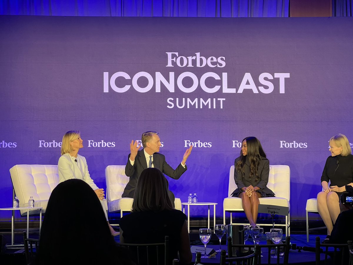 @dambisamoyo “let’s not flatter ourselves and think the world will end on our watch.”  Yet we should be focused on history to see patterns and make predictions .@Forbes #iconoclasts