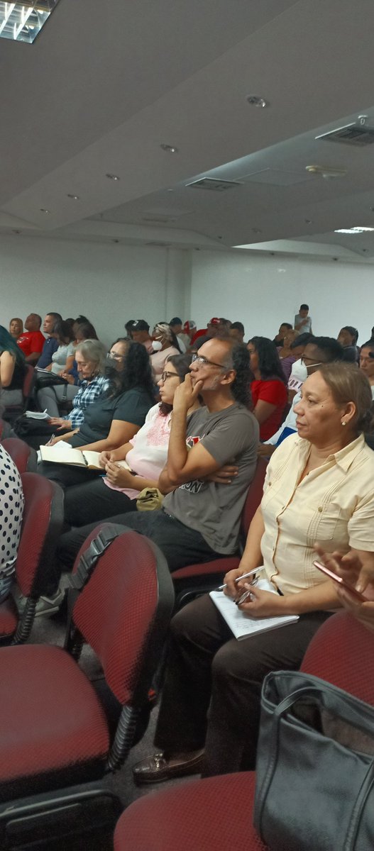 RetaPsuv47's tweet photo. Juntos construiremos el Estado Comunal
@gestionperfecta 
@_CarlosMogollon 
@PSUVBerroteran 
@NorisHerrerar 
@aleman72psuv 
@dcabellor 
@PartidoPSUV  
@NicolasMaduro 
@pinfantea 
#IranYVenezuelaUnidas 
#XboxShowcase 
#EXO_EXIST 
#quackityspace 
#earthquake 
#Ukraine 
#Tucuman https://t.co/fWvFEf5ETX