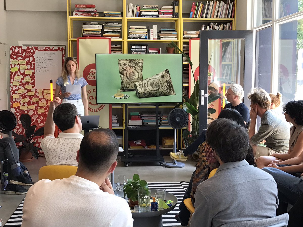 WhatDesignCanDo's tweet image. More sneak peeks from our afternoon getting to know the 13 diverse projects and start-ups taking part in the #MakeitCircularChallenge development programme. 👀