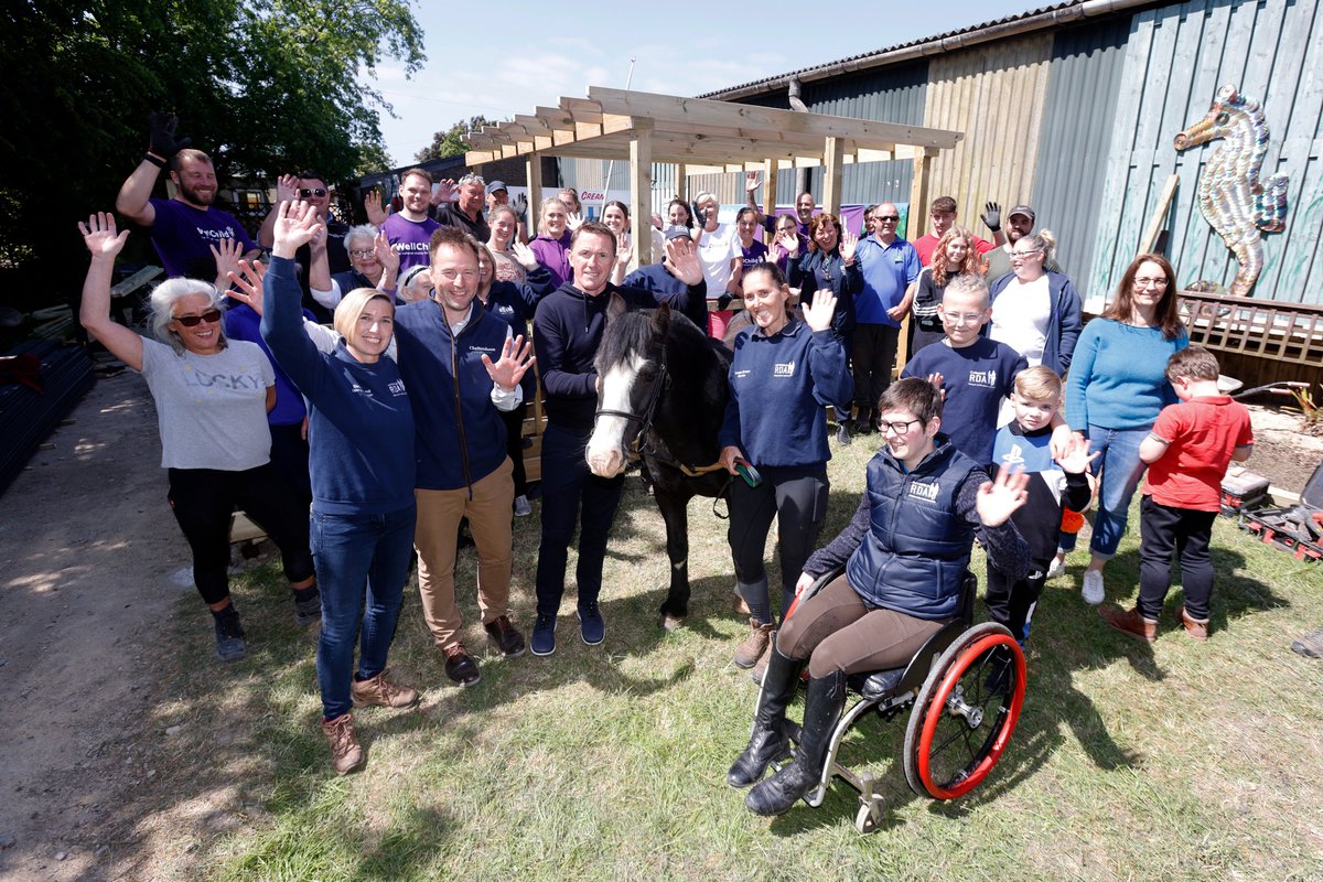 <a href="/CheltenhamRaces/">CheltenhamRacecourse</a> <a href="/cotswoldrda/">Cotswold RDA</a> A huge thank you to WellChild Ambassador <a href="/AP_McCoy/">AP McCoy</a>  for visiting the project and getting stuck in. The children visiting <a href="/cotswoldrda/">Cotswold RDA</a> are already benefitting from the new #sensorygarden.