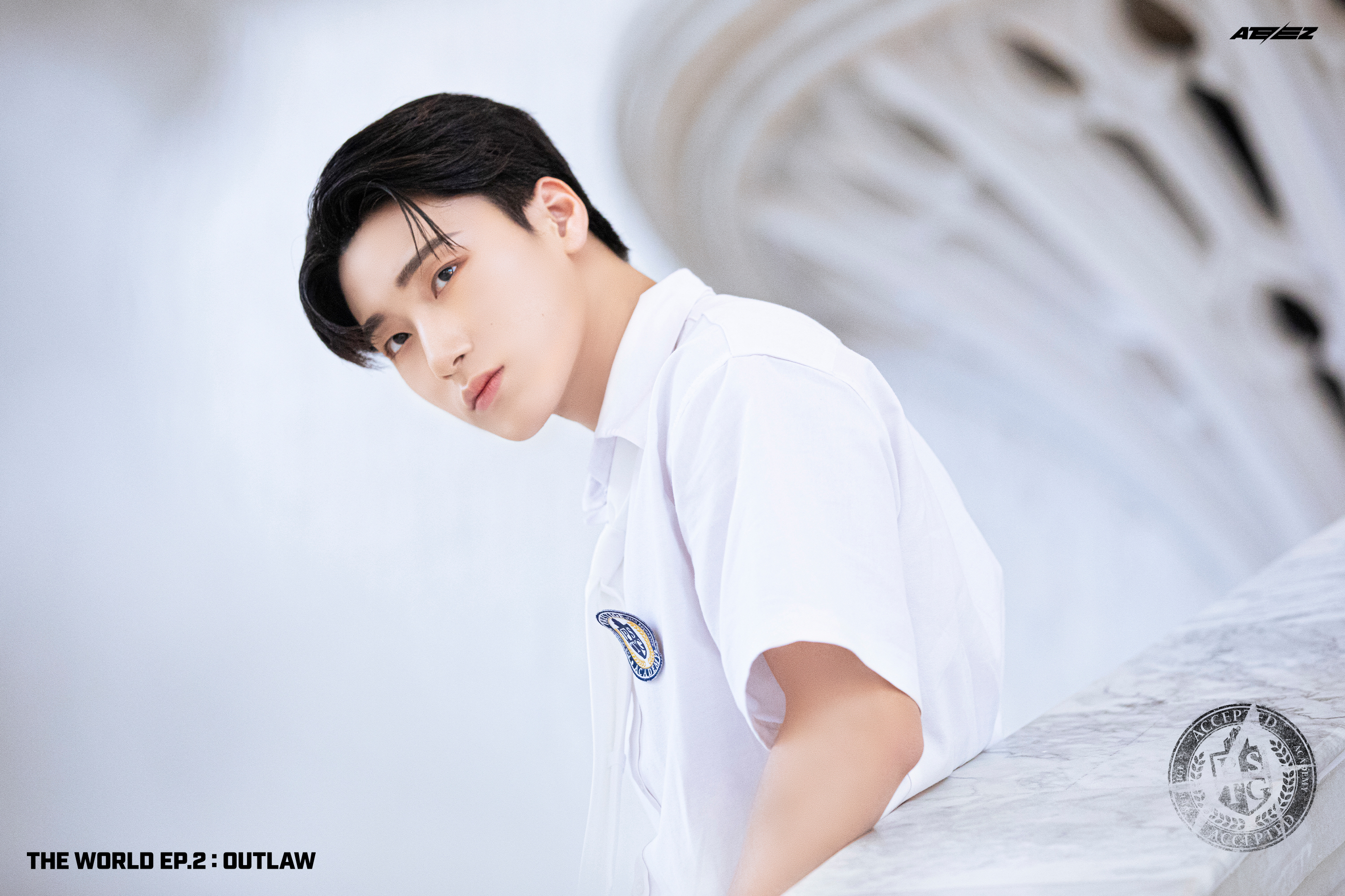 Amazon.com: ATEEZ - The World EP.2 : Outlaw Album (Z ver