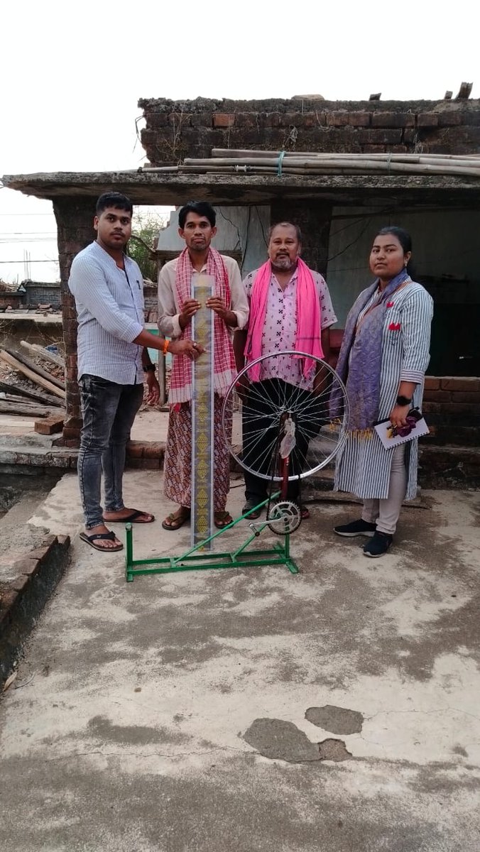 Time to up the weaving game! Glimpses of distribution of weaving accessories to Sri Jagannath Weavers Cooperative society, Boudh.  We believe in empowering weavers to excel in their art and bring beauty to life. 🪡✨ 
#EmpoweredOdisha #textile #odishahandloom #weavers