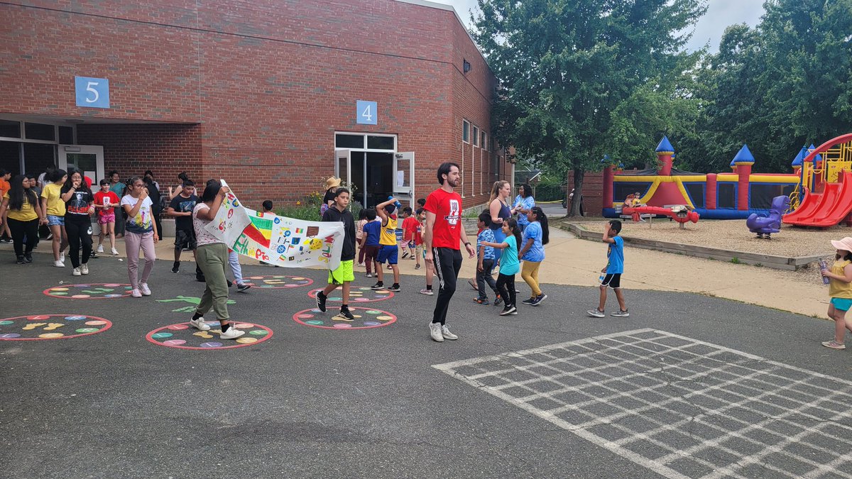 Bilingual Barcroft tweet media