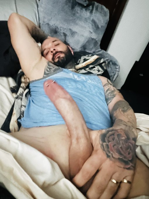 Do you like my piercing? RT if you do https://t.co/v5frYosyex<a href="/tag/newprofilepic"class="tags"><span>#newprofilepic</span></a>