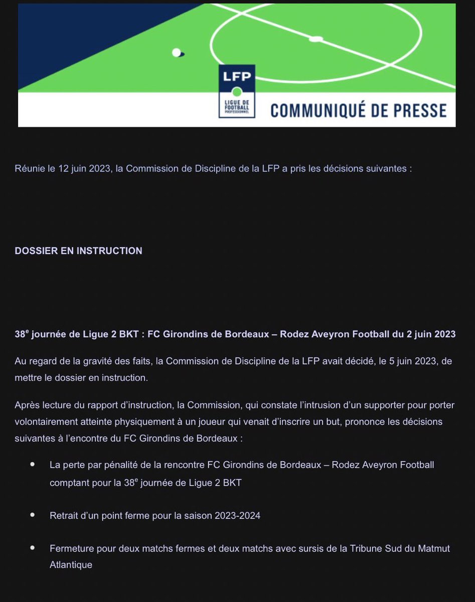 olivierlaval27's tweet image. 1 responsable, des milliers de coupables: virage Sud à huis-clos pour 2 matches fermes. La justice made in @LFPfr.
En Angleterre, le club aurait pris au pire une amende.