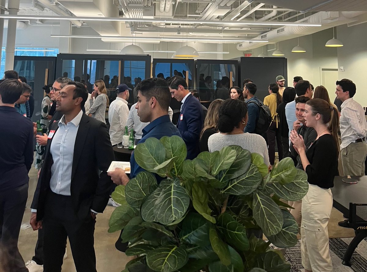 picuscap's tweet photo. We had a great time co-hosting our #ClimateTech Happy Hour with @CeezerOfficial, @collabfund, @greycroftvc &amp; @insightpartners at our NYC office last week - bringing together bright minds from across the climate tech sector of both the US &amp; Europe.

Thanks to everyone who joined! https://t.co/EGm3T8HjiL