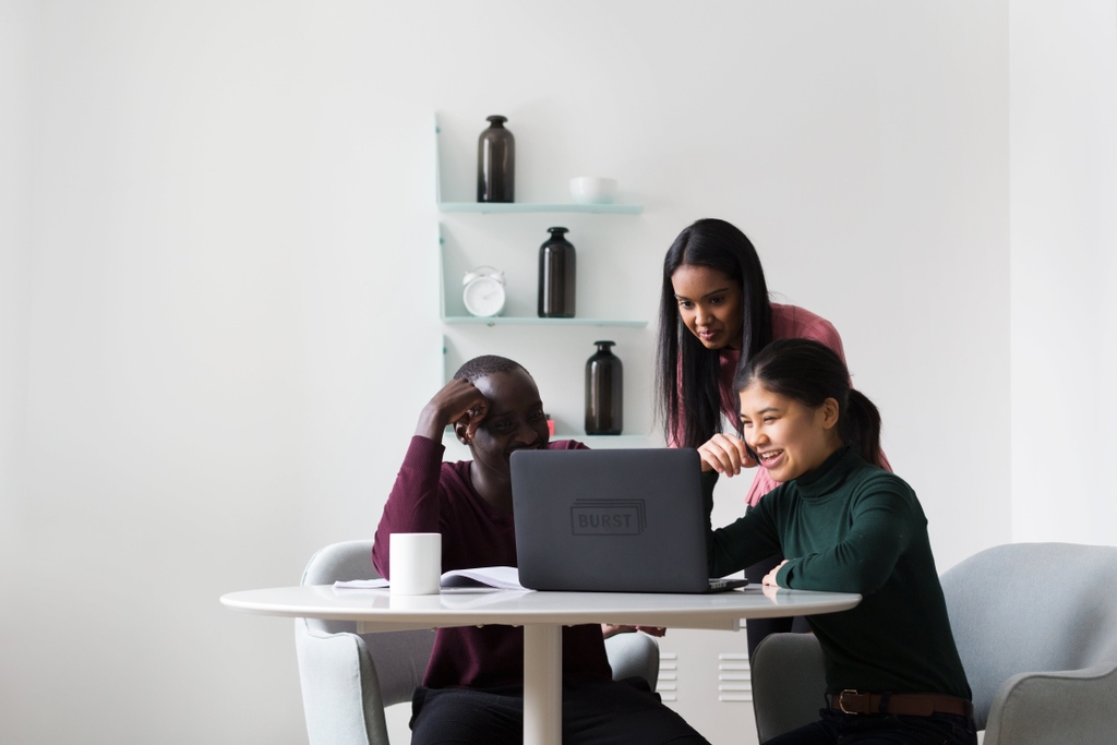 Employment_Expo's tweet photo. Say goodbye to the Monday blues and hello to a future where work feels like play - visit https://t.co/lFLl0jH26M to browse our Job Board or sign up for upcoming events!📲 https://t.co/JpggYjgump
