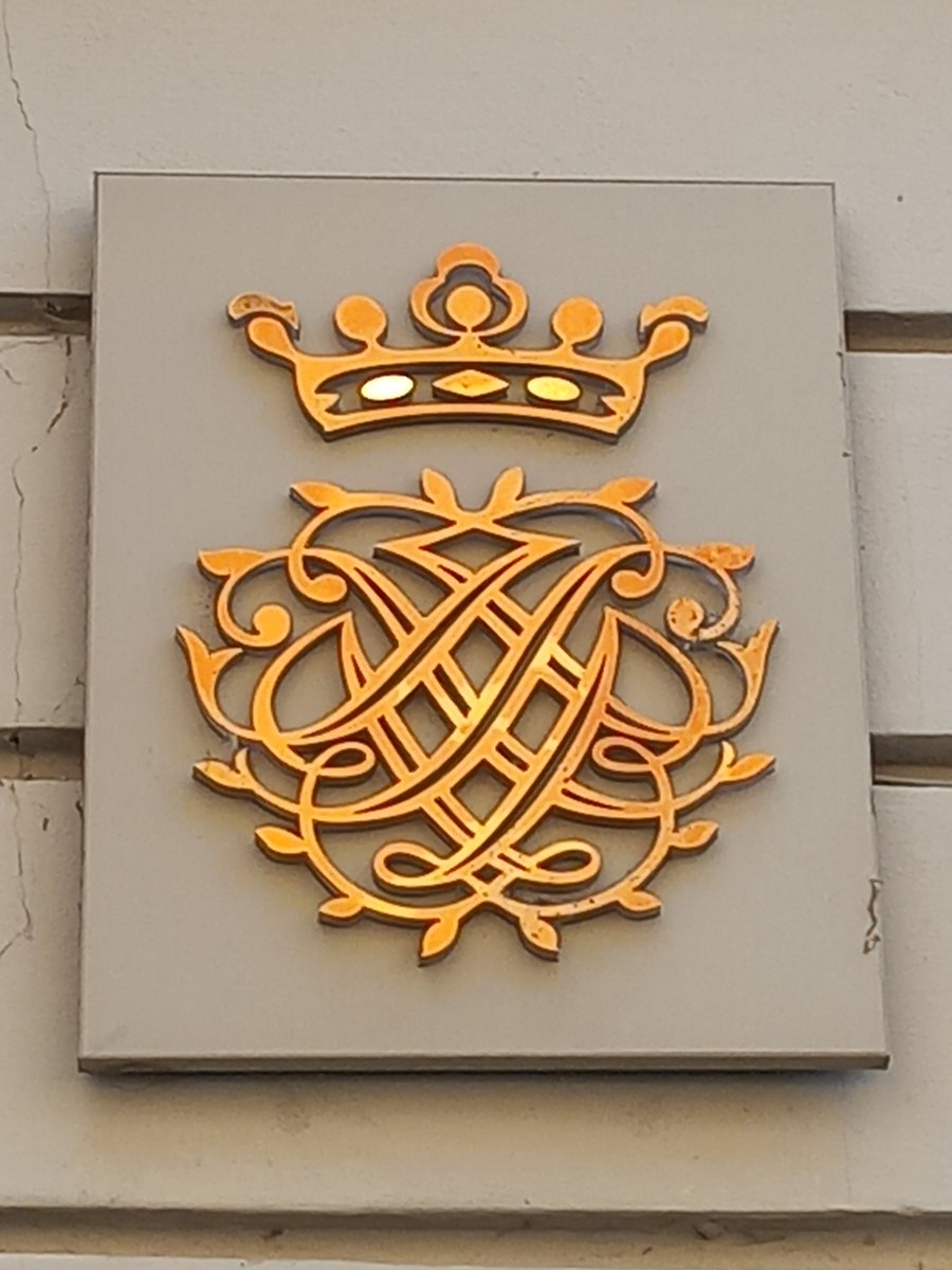 Ciaccona (@ciacconabwv1004) on Twitter photo 