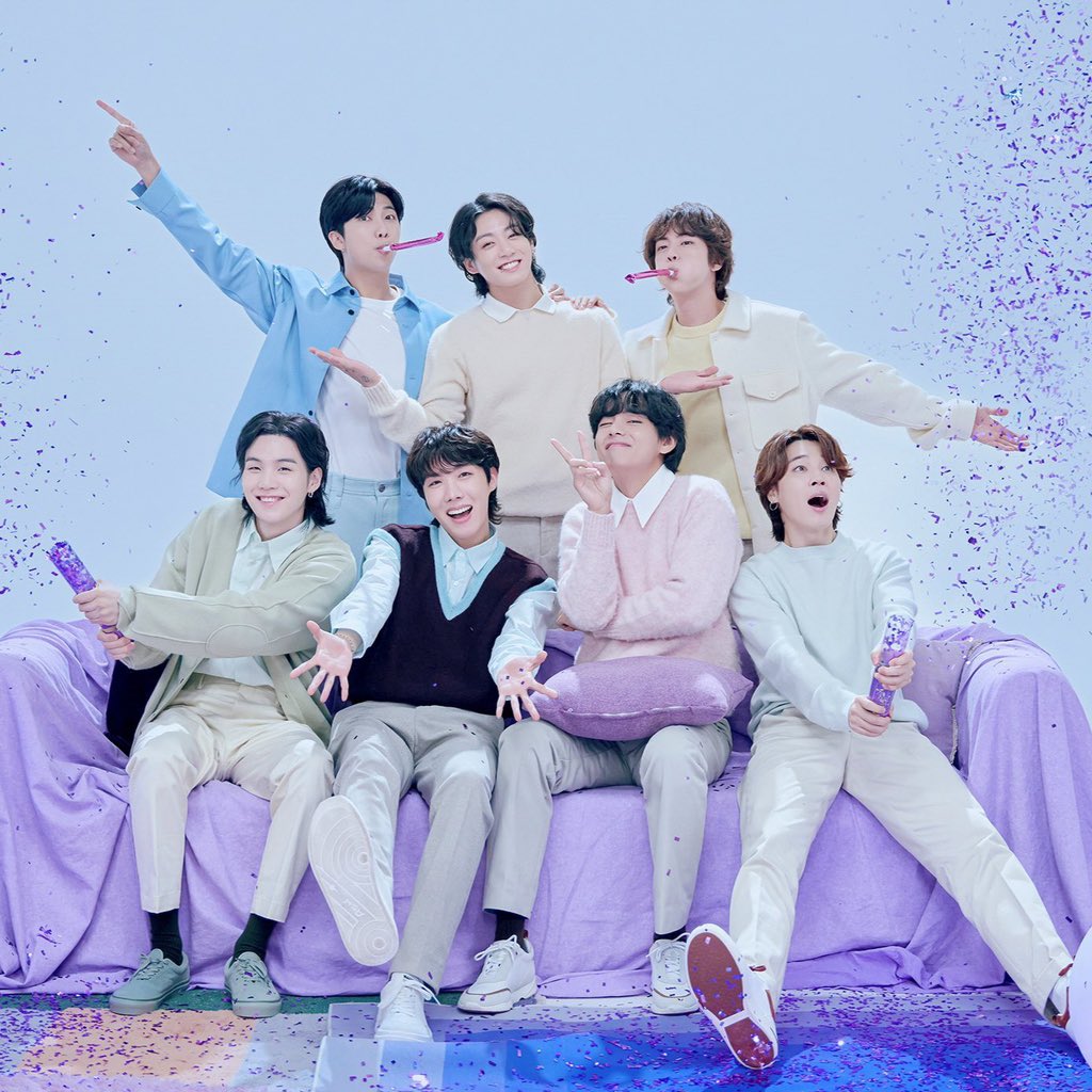 No_Chu17's tweet image. Happy 10th years anniversary @BTS_twt 💜

#10yearswithBTS
#10YearsOfAPOBANGPO
#BTS10thAnniversary