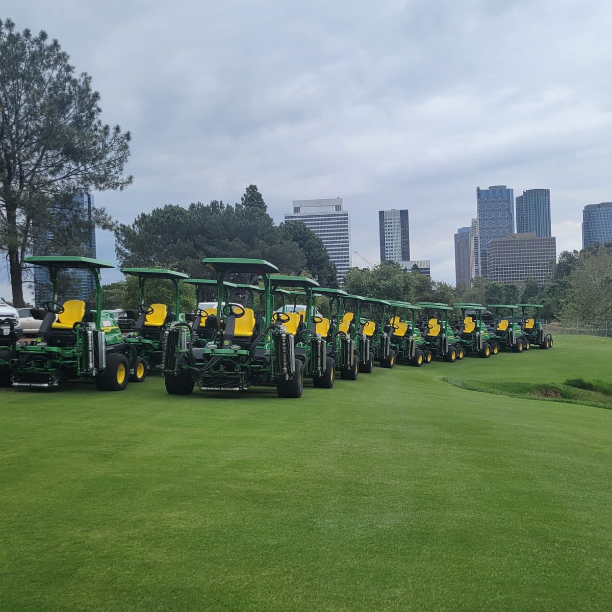 Here they go again. ⁦<a href="/JohnDeere/">John Deere USA</a>⁩ fairway units going out to mow at LACC North course for the ⁦<a href="/usopengolf/">U.S. Open</a>⁩