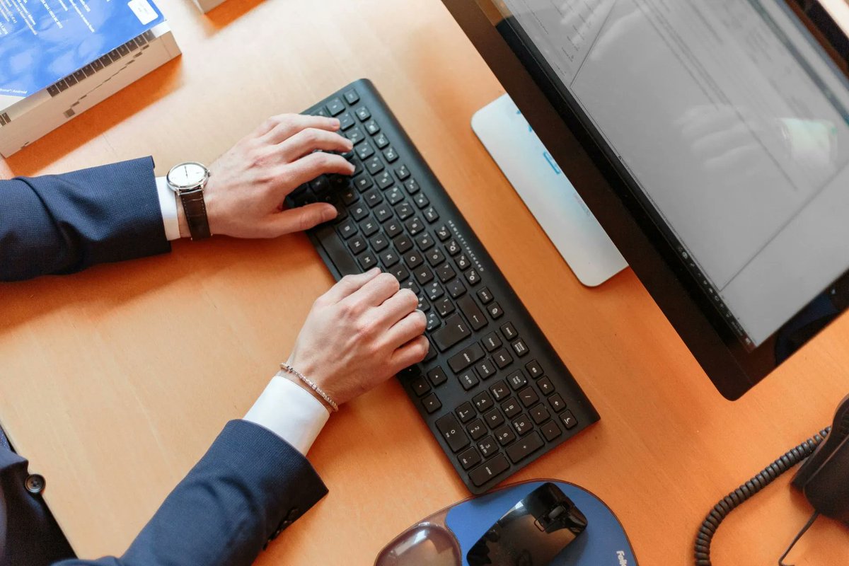Customer due diligence (CDD) is crucial for financial institutions in today's fast-paced world. However, traditional CDD processes are time-consuming and frustrating for clients, leading to application abandonment. Find more here:  buff.ly/3A6xN1a