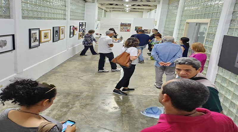 VTVcanal8's tweet photo. Exposición “Sueños Fragmentados” presente en el MEDI

#IranYVenezuelaUnidas 

https://t.co/LeznlWj2V4 https://t.co/JRPFeSzROP