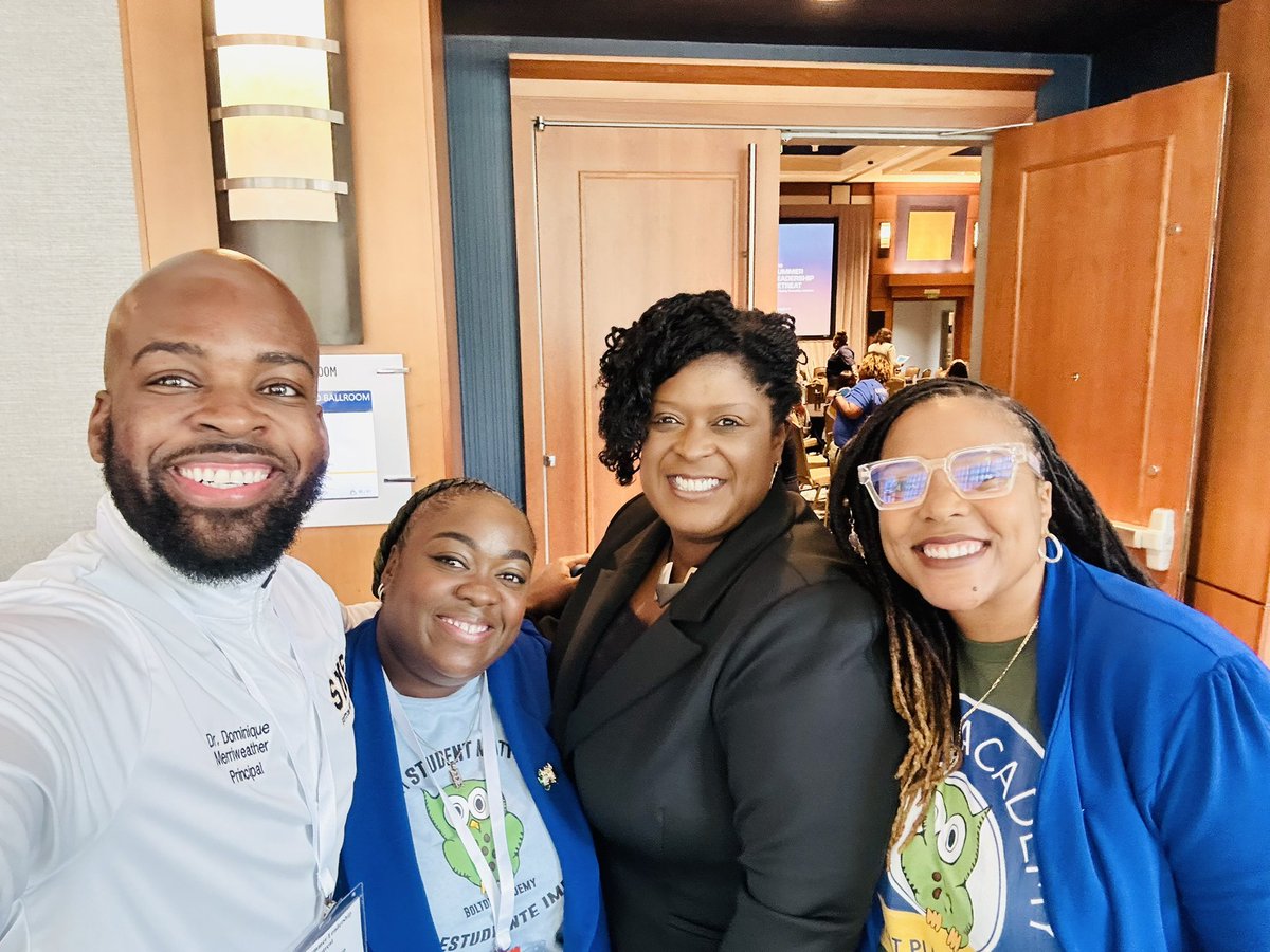 Off to a great start of our Summer Leadership Retreat 2023. #APSLeadershipRetreat #ATLPublicSchools 💙💚🦉💚💙