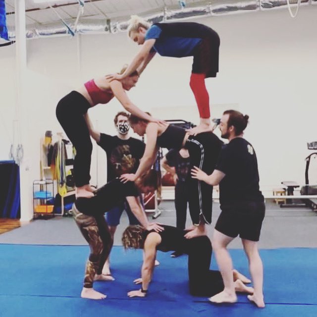 xcellistax's tweet photo. I β€οΈ @NECCAcircus so much!
Dat me. The base at the very bottom of all these circus pals! Having the best time learning acro.
#cellista #acro #partneracrobatics #NECCA #circus https://t.co/fRmYKFrhrn