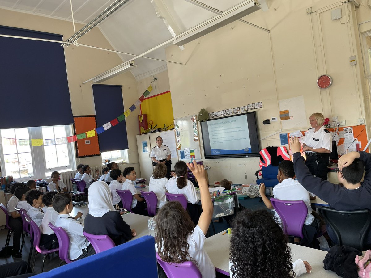 Fulham Primary School tweet media