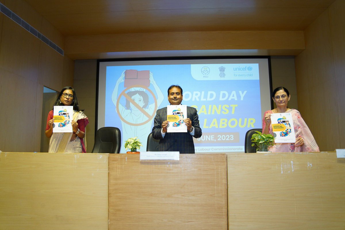 Ms Shruti Modi, Addl Labour Commissioner on the occasion of World day against child labour: “We must strive for continuous and concerted efforts towards the elimination of child labour, wherein no child is left behind.” #ForEveryChild #NoChildLabour

@InfoGujarat 
@officialMGLI