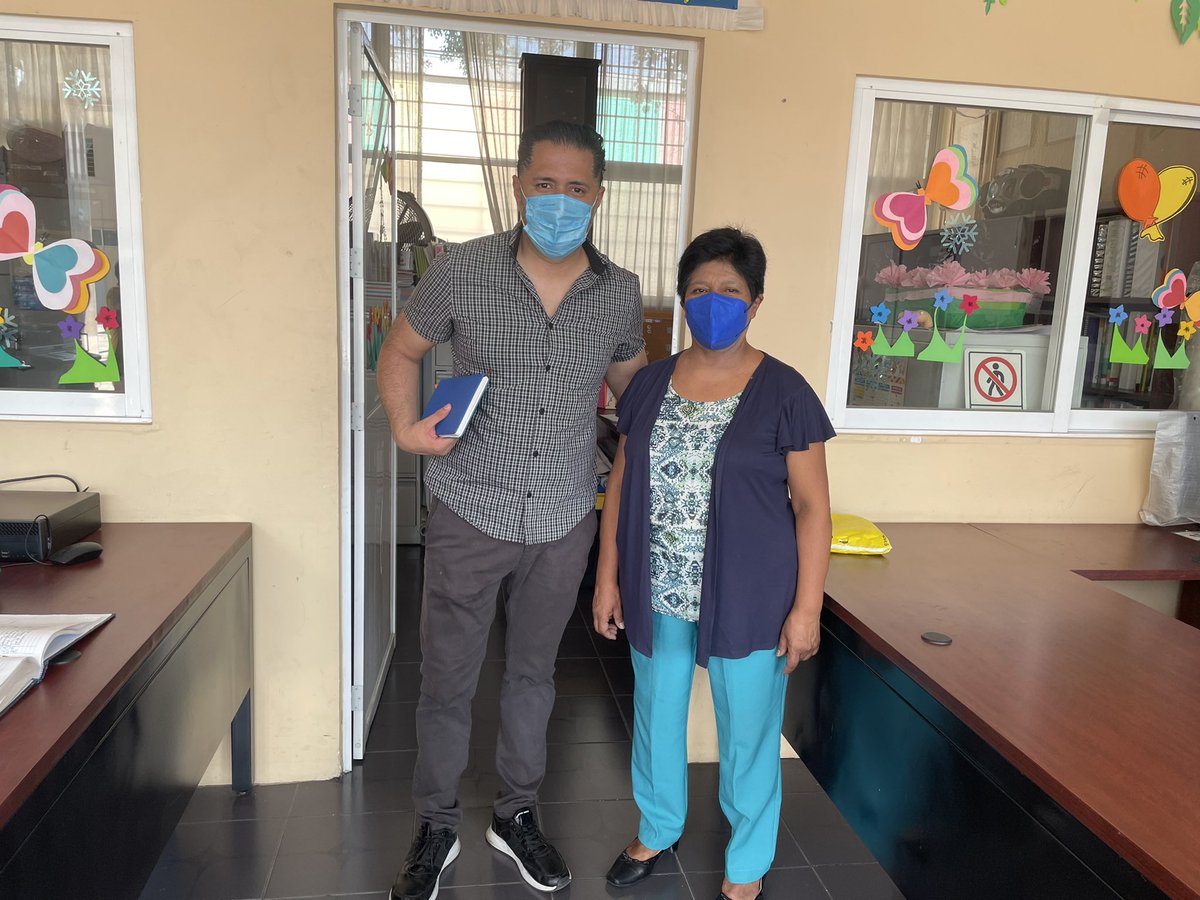 Desde temprano tuvimos reuniones con diversas primarias de la #BenitoJuarez donde les ayudaremos con gestión de servicios y además temas relacionados con la salud. Muchas gracias a la Directora Elena Torres por su confianza a favor de la escuela y de los niños.