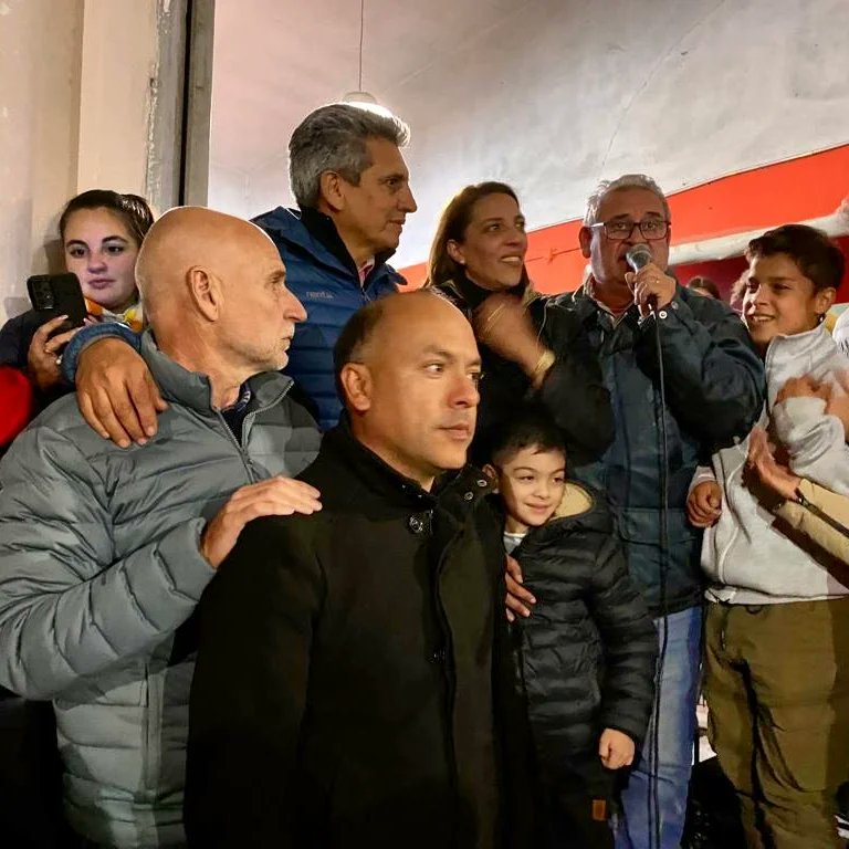 juliobanuelosok's tweet image. 🌟Felicito a #SilvinaCabezas nueva intendenta municipal de la localidad de #SanPedro, departamento #SanAlberto.
👉Este domingo se celebró la democracia a través del voto popular 🗳 donde el pueblo eligió a la nueva autoridad que llevará adelante el destino de la localidad.