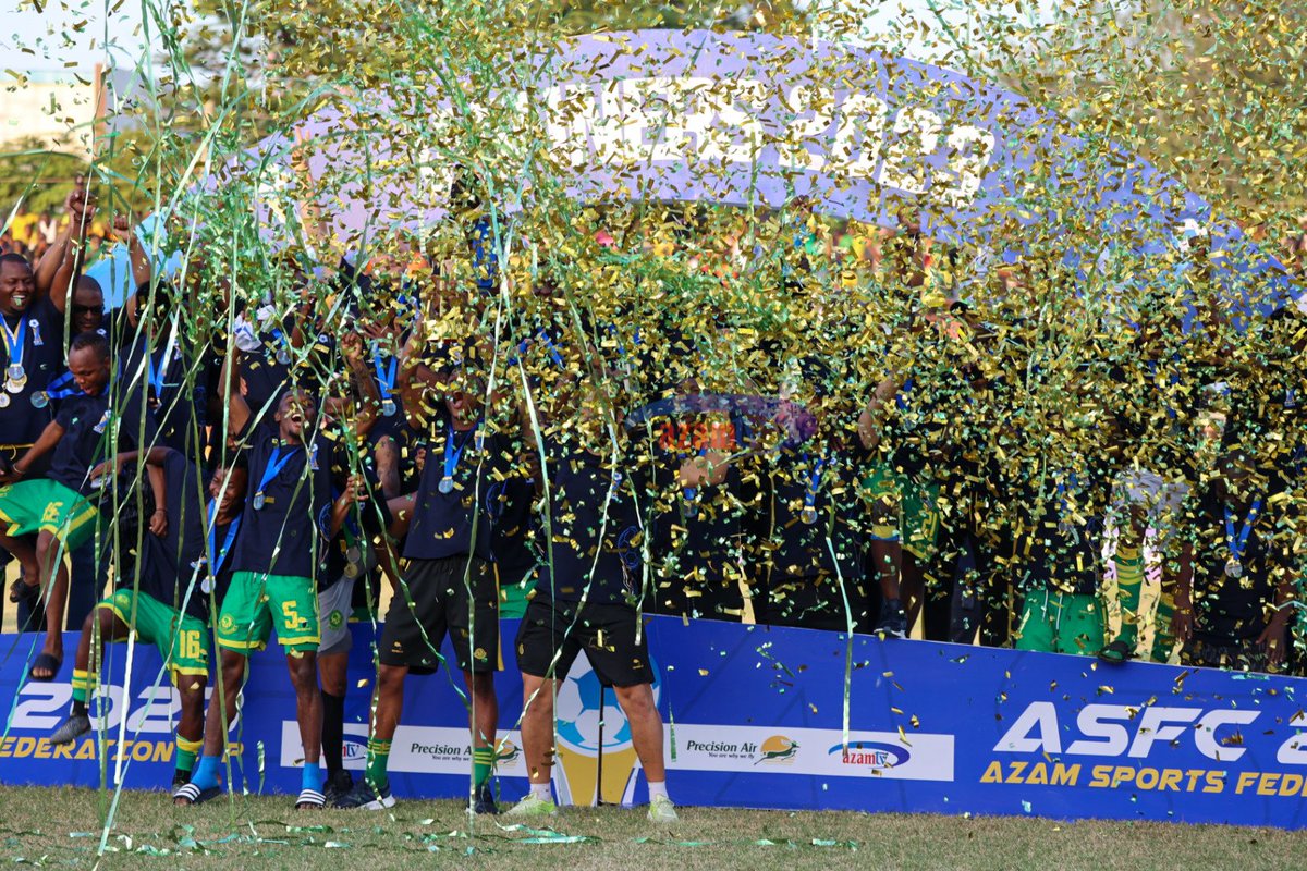 azamtvtz's tweet photo. MABINGWA...!!! Na hawa ndiyo Yanga... Mabingwa wa Azam Sports Federation Cup 2022/23.
FT: Azam 0-1 Yanga.
#AzamSports1HD
#ASFC #ASFCCup #ASFCFinal #MitoNiMaishaYetu #10DaimaDamdam #Tanga2023 #WajeWajirambe #ASFCTanga #YangaSC #AzamFC #AzamYanga #Dodi https://t.co/qLCqZ1t5Kq