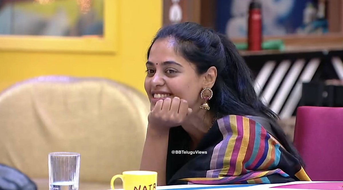 BBTeluguViews2's tweet photo. Found @thebindumadhavi’s pictures in phone gallery 😊

Those days of Bindu being additional reason for being happy ❤️

Creating a Thread 🧵 of these pics here 👇 

#Bindu #BinduMadhavi #BiggBossQueenBindu👸 https://t.co/0outZPpan6