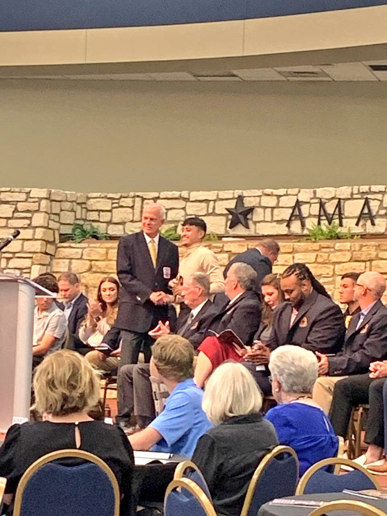 PHSharvesterFC's tweet photo. Congratulations to one of our very own '23 seniors for getting the Panhandle Sports Hall of Fame!!
Great job @_Justin_Mtz!! https://t.co/pf3Gr7NyUy