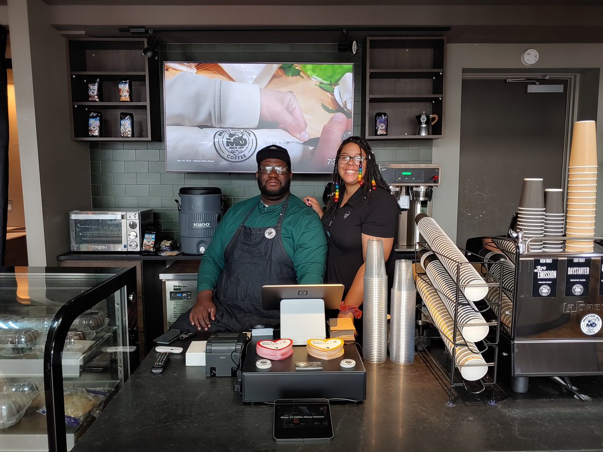 joe_bonilla's tweet photo. Magic revealed. Now open - @MotorOilCoffee Pine Hills in #Albany. https://t.co/wurvdTDTby