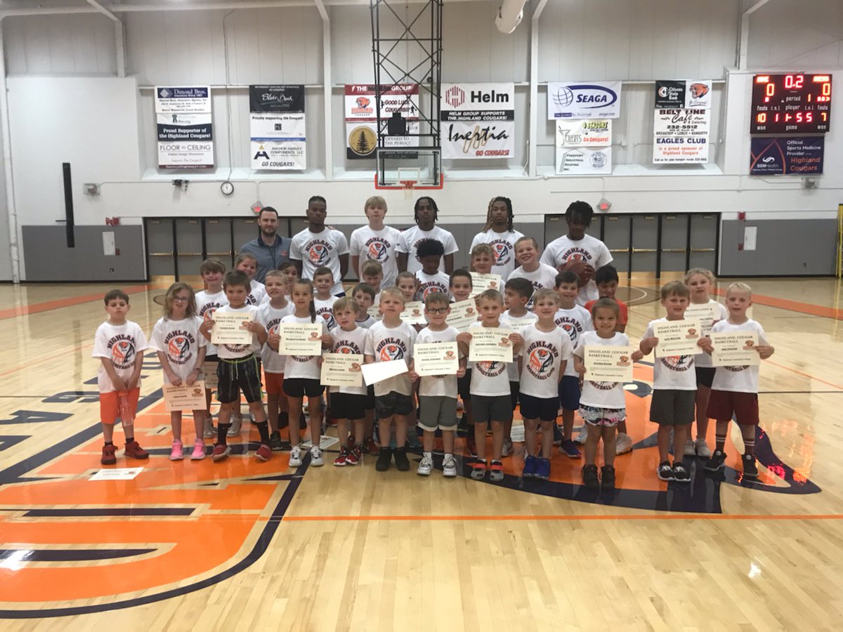 THANK YOU to all of our campers who participated in on 2023 Highland Cougar Summer Basketball Camp. It was a week full of basketball and smiles!