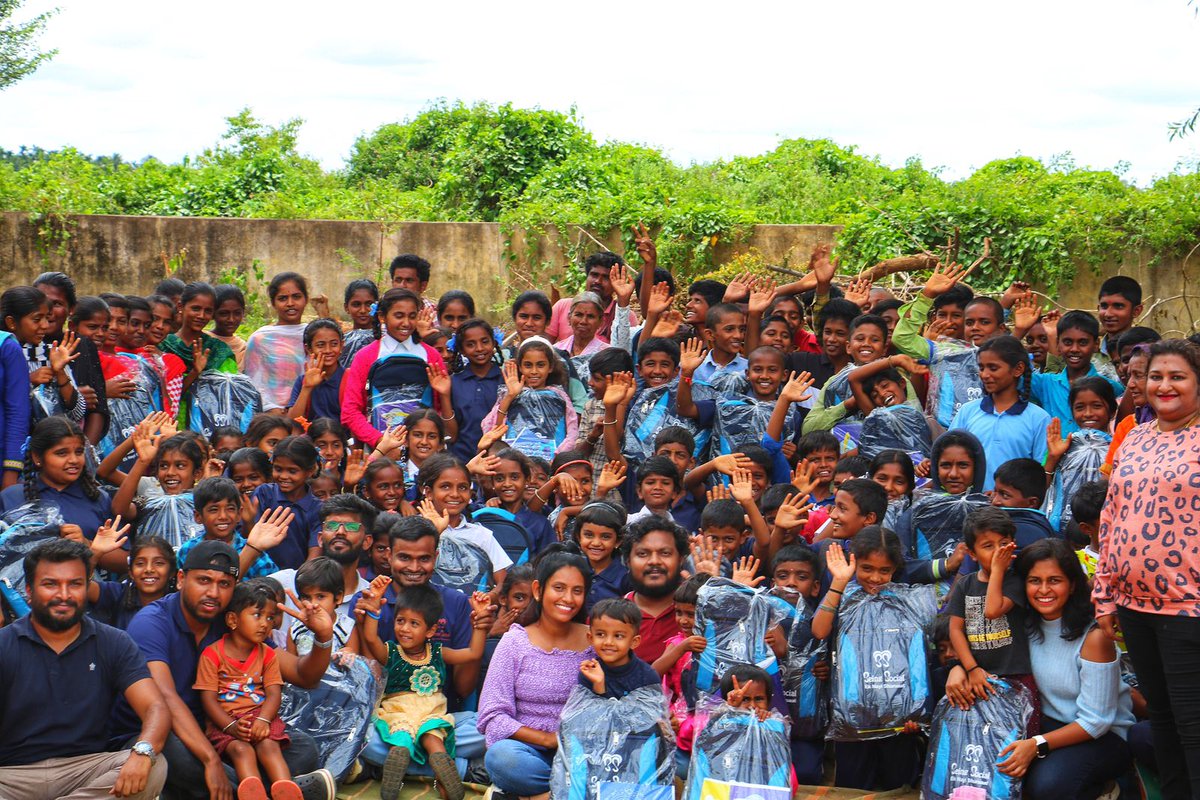 OfficialBSENS's tweet photo. Every kid deserves to be educated and have a bright future.
We have distributed for School Bags &amp; Notebooks of 165 Children who needed support.
Together, we can create a brighter future for all !
Volunteers, thanks for extraordinary efforts! https://t.co/EEL9GjJ2pY