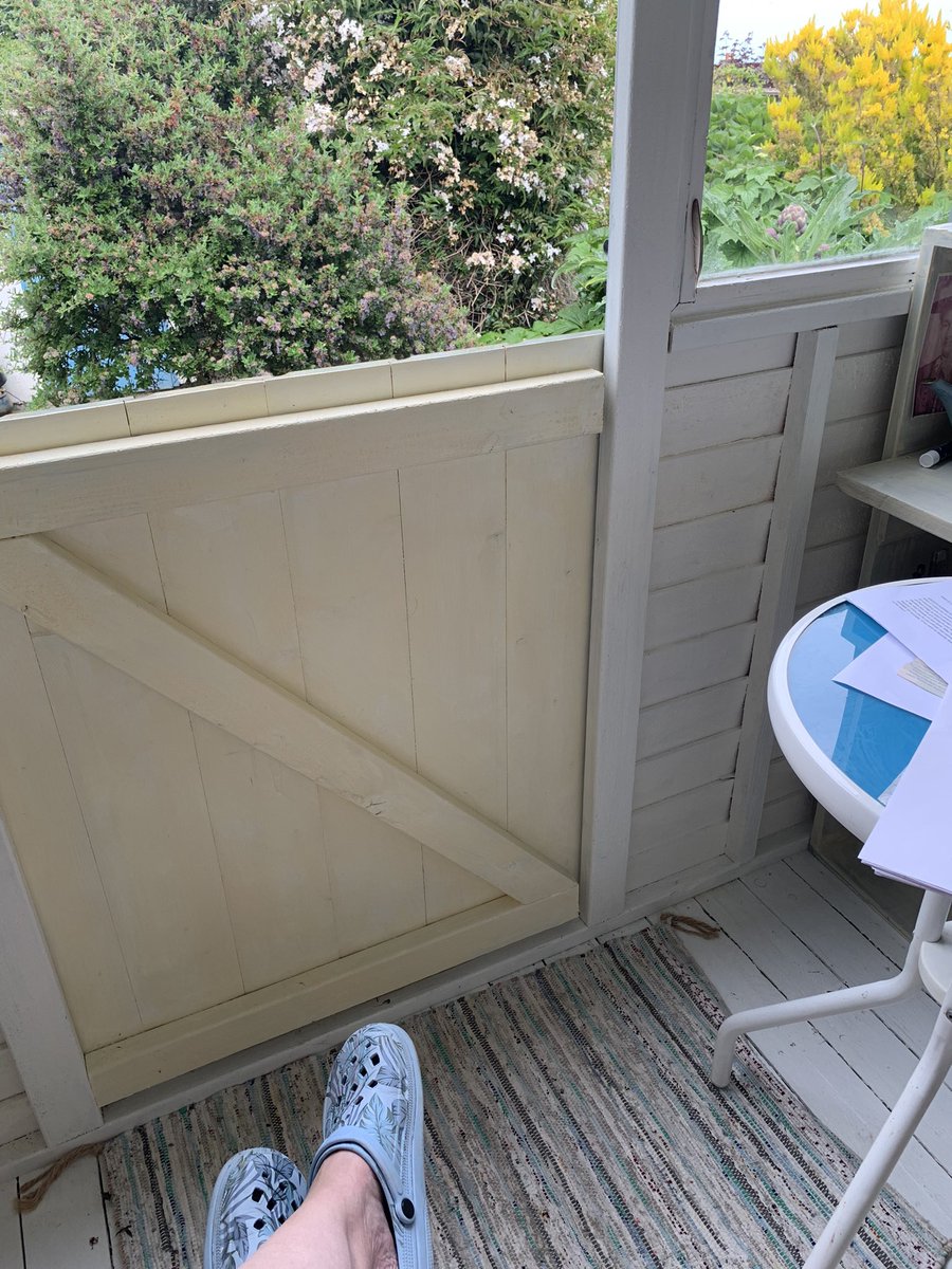 BarbaraOMearART's tweet photo. ‘The Sage Hut’ my writing shed retreat… catching up on some poems for submissions, new projects and pieces of writing for  Girl God Books  after a truly inspiring week on Inishturk with Yvonne Cullen's Writing Train last month https://t.co/rGEQeBpBaz https://t.co/LnXY1tsy9L