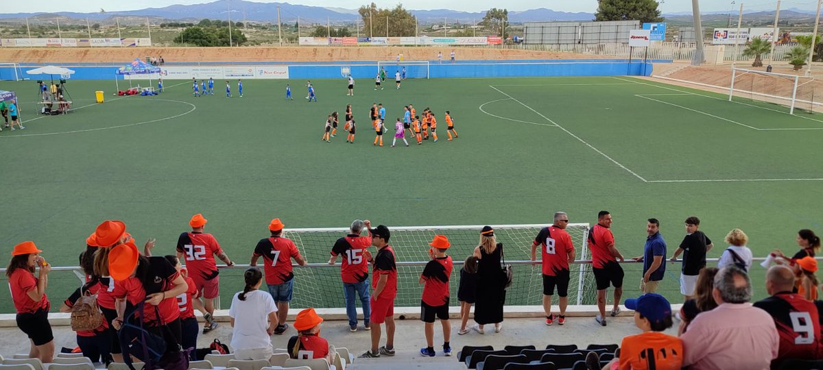 NCartagenaFC's tweet photo. ⚫️Fase Grupos
Alevín A 1-4 UD Pavia
Alevín A 2-0 Lorca CFB B
Alevín A 2-2 CD Quintanar del Rey
Alevín A 1-4 Real Oviedo

#SomosDeLaNueva 🖤🧡 https://t.co/iuiGkZDJAF