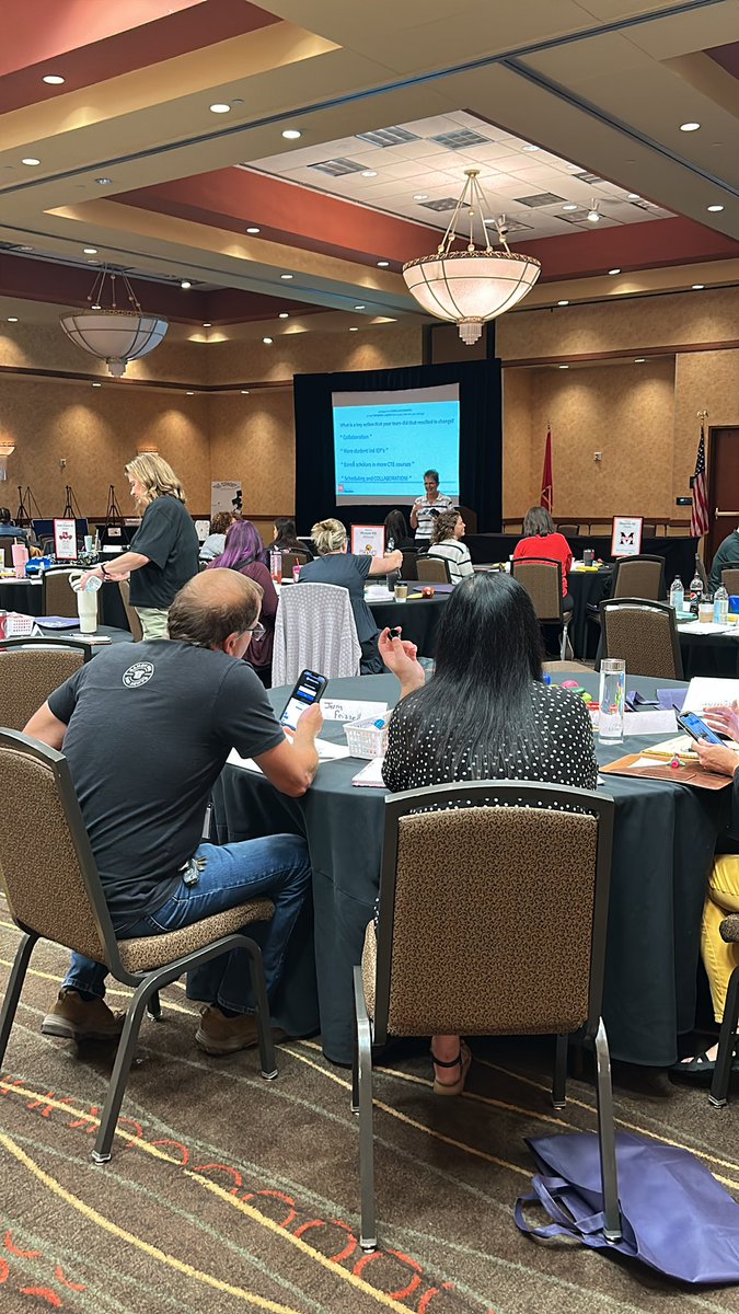 Alisha Hedge tweet media