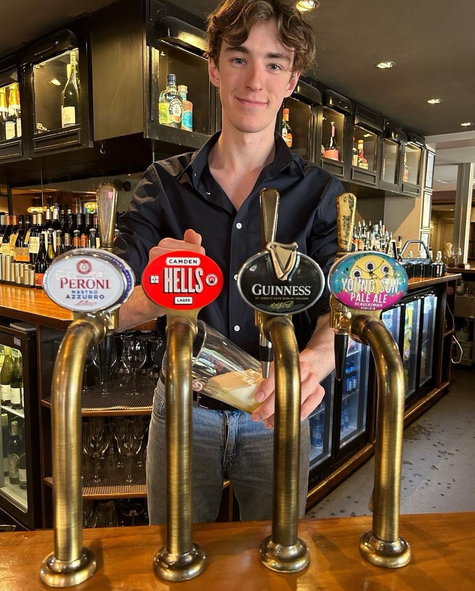Drumroll, please… 🥁Let us introduce you to one of our newcomers, Tom! Tom is a student in Montréal, Canada, and has joined the Bear family for the summer. 🇨🇦 🍻

 #meettheteam #pubs #pubworkers #camdenhells #pintsandpubs #discoverypage #youngspublife