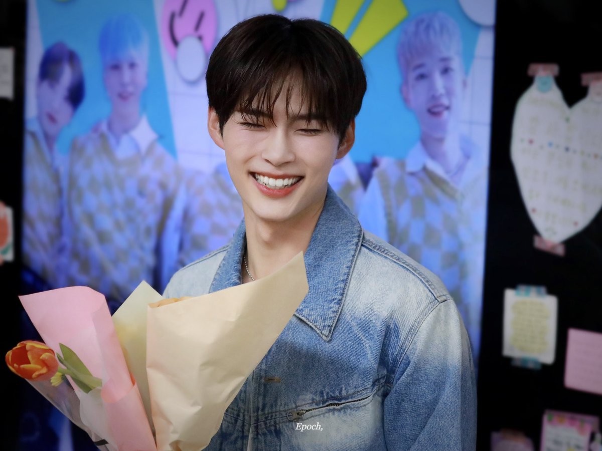 Beeeeen✨ tweet media