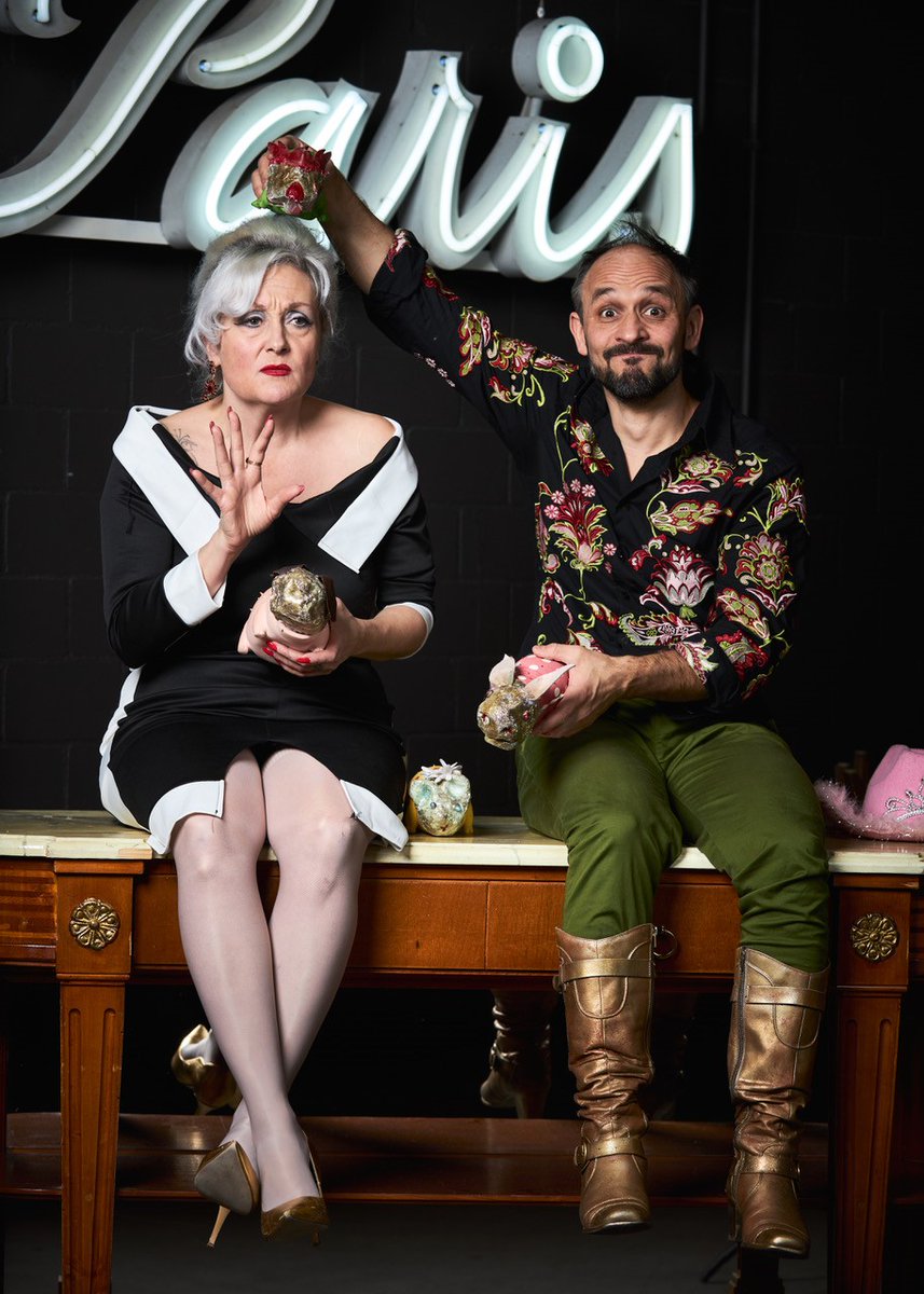 vbz_zueri_linie's tweet image. #ZüriFäscht: Bühne frei fürs Minitheater #Hannibal! 🤩🎭 

Das #Minitheater Hannibal #verzaubert an unserem Züri-Fäscht-Stand mit ihren originellen Performance-#Märchen nicht nur Klein, sondern auch Gross. ✨ 🤗 

➡️ Hier ein kleiner Vorgeschmack: vbzonline.ch/grosses-kino-i…