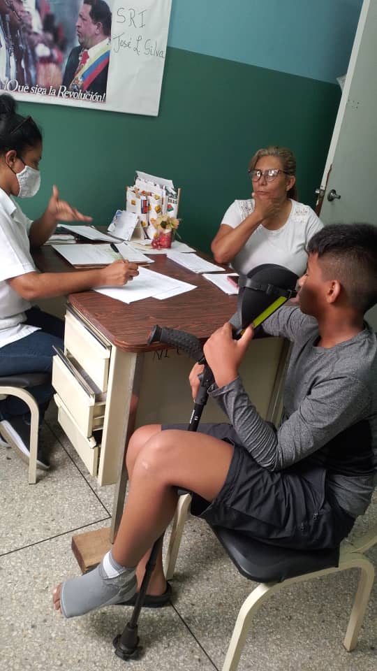 Comprometidos con la salud del pueblo venezolano,estan los colaboradores que prestan sus servicios en el Centro de Diagnóstico Integral  CDI Jose Laurencio Silva del estado #Cojedes.

#CubaPorLaVida #FuerzaCuba #ComoElChe #MaceoVive