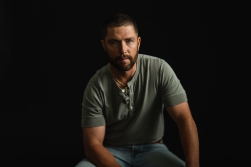 Chris Lane Inks New Deal

Chris Lane: I was looking for the right partner for my new music and venture #VoyagerRecords and found it in #RedStreetRecords.

Complete #News #ChrisLane Inks #New #Deal at #CountryMusicNewsInternational #Magazine countrymusicnewsinternational.com/chris-lane-ink…