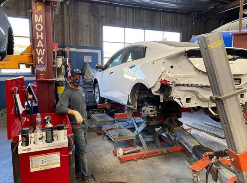 Having a problem with your automobile after an accident? Give the professionals at Moeller Bros. Body Shop a try today! moellerbros.com #AutoBodyRepairShop #BodyShops #AutoPaintServices #AutoBodyServices