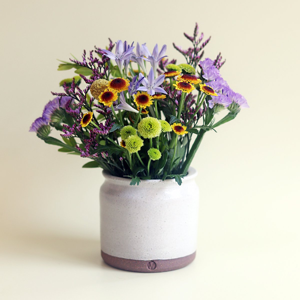 Check out our new &amp; exclusive Summer Posy!

Our limited edition Summer Posy includes a variety of vibrant seasonal flowers including our favourite Santini 'Bokaa', they look like mini Sunflowers. So cute!🌻

bit.ly/3oVNLKv