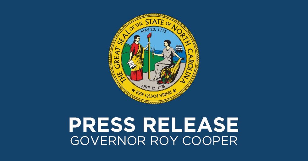 NC_Governor's tweet photo. North Carolina’s public schools are in jeopardy due to dangerous Republican legislation that would siphon funds away from the classroom and make our teacher shortage worse. Education leaders from 25+ school districts are speaking out.
https://t.co/Doj0AF3Fh0 https://t.co/N29H1P2DTw