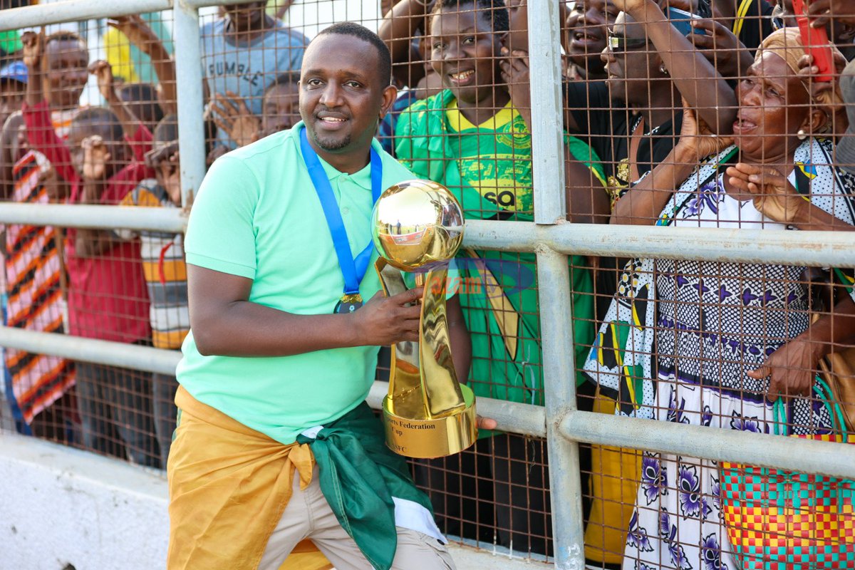 azamtvtz's tweet photo. #ASFC Kombe hili ni mali halali ya Wananchi....
FT: Azam 0-1 Yanga.
#AzamSports1HD
#ASFC #ASFCCup #ASFCFinal #MitoNiMaishaYetu #10DaimaDamdam #Tanga2023 #WajeWajirambe #ASFCTanga #YangaSC #AzamFC #AzamYanga #Dodi @yangasc1935 https://t.co/POhxzEM9Bs