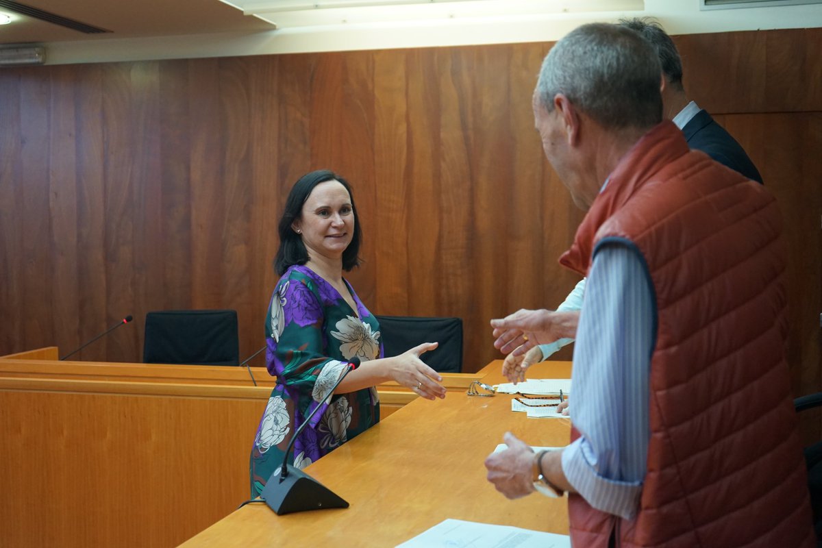 IsabelGarciax2's tweet image. Esta mañana, junto a mis compañeros de @MCdeCartagena, he recogido de la Junta Electoral la credencial que me acredita como Concejal para la nueva legislatura 2023-2027

Continuaremos trabajando en la defensa de #Cartagena siguiendo la línea trazada por @pepelopezct 💪 💪