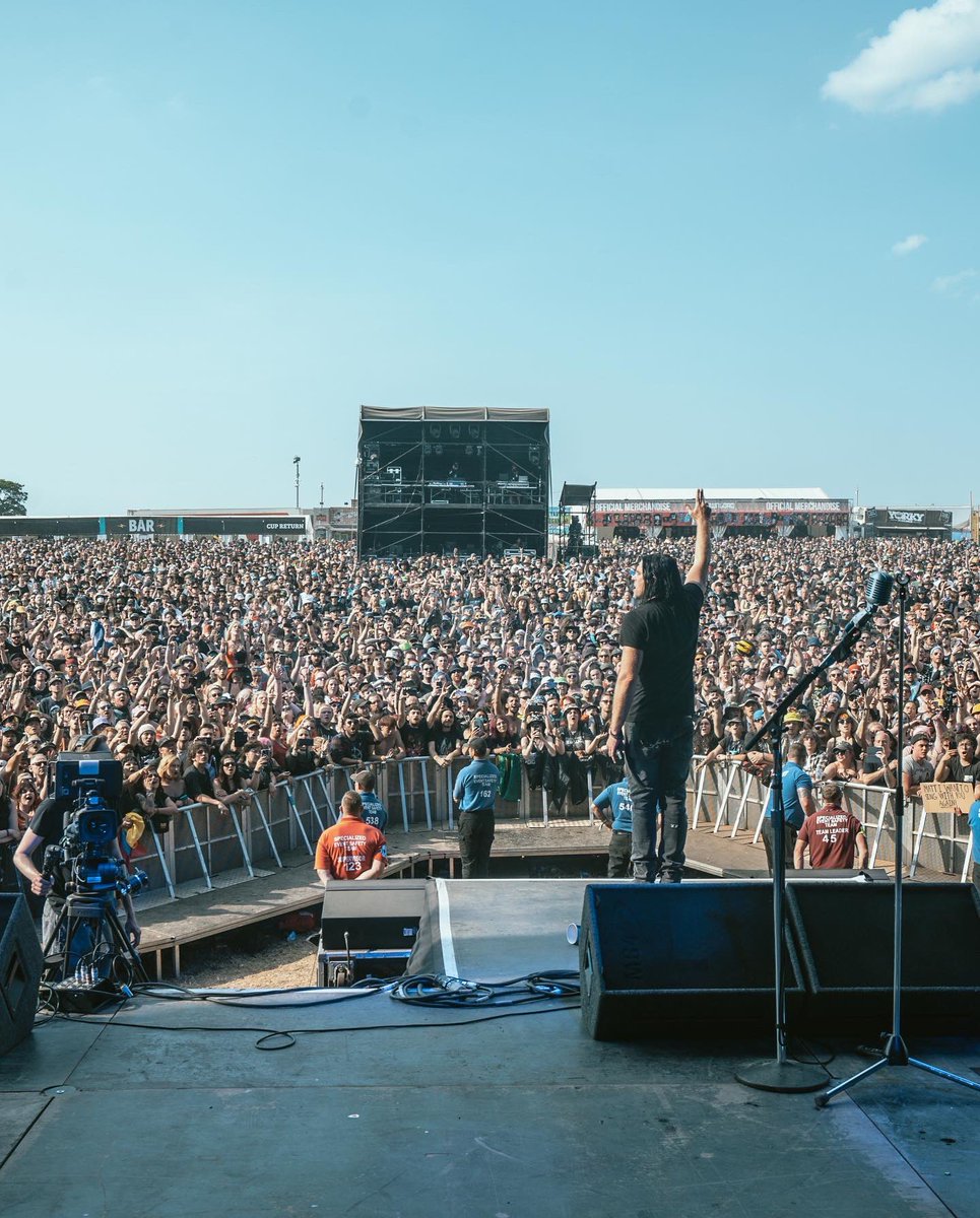 Three Days Grace tweet media