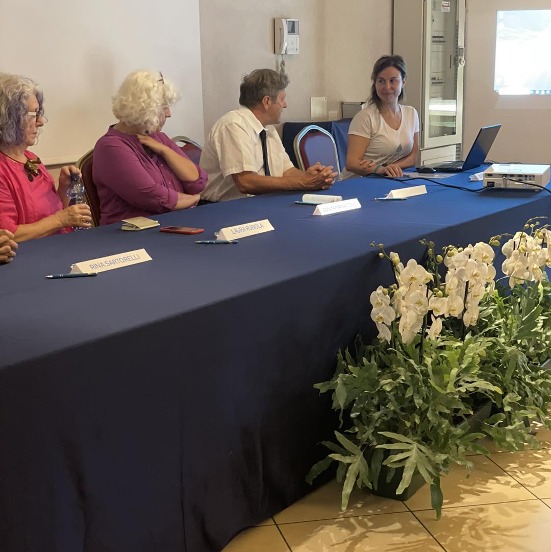 VillaggioAmico's tweet photo. Si è svolto ieri l’esame finale della formazione per Educatori Acquatici Acqua in Movimento®️
Un percorso innovativo basato sul metodo che da anni sviluppiamo nella nostra piscina e che ha ottenuto il riconoscimento dell'ente Nazionale CSEN, riconosciuto dal @Coninews https://t.co/ZBS0uZCmQm