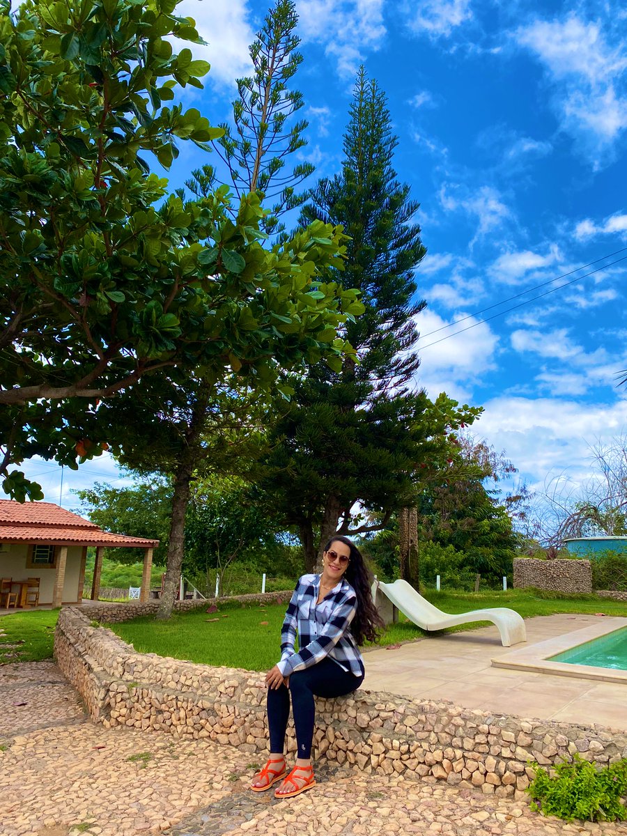 SendyKelly's tweet photo. Hotel Fazenda Rancho da Ema 😍
#cabaceiras #filme #roliudenordestina #paraiba #Brasil #nordeste #Tbt #junho #saojoao #boatarde #feliz #HappyDay #linda #girlpower #girl #gravida #gravidez #mamaedoano #pregnancy #pregnant https://t.co/yZYtDCgVe3