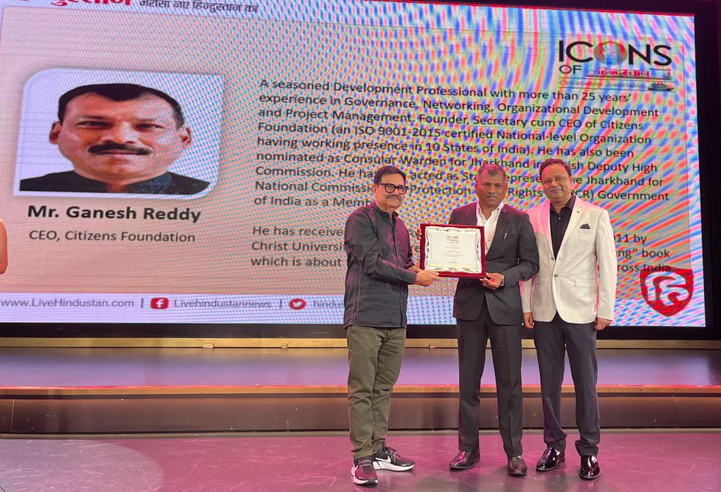 citizens_cf's tweet photo. A Leader lead by an example!!Congratulations to Mr. @GaneshReddys7, CEO of @citizens_cf , on being awarded the prestigious #IconsofHindustan Award by @Live_Hindustan. The recognition was presented in a ceremony held aboard the jetting Dream Cruise in Singapore. https://t.co/WeMUIslKcW