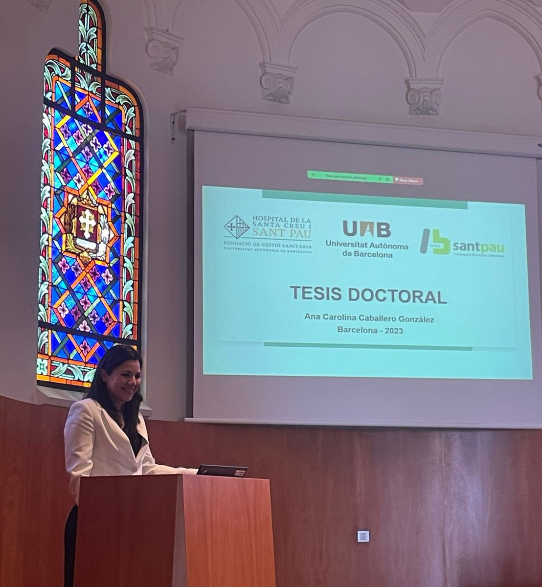 hematosantpau's tweet image. Brillante @anita_Caballero en su defensa de tesis doctoral mostrando todos los estudios pre_clínicos que llevaron al desarrollo de nuestro ensayo con terapia CART30. Un auténtico orgullo para @hematosantpau @HospitalSantPau. 
Felicidades Dra!!