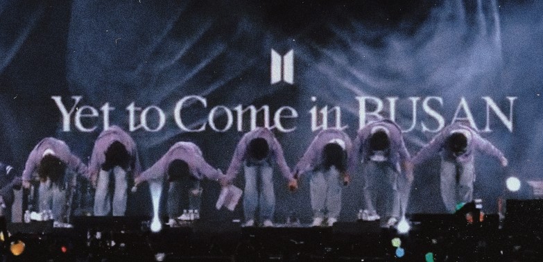 ThepartofBTS's tweet photo. AİLEM ARKADAŞIM KARDEŞİM AŞKIM HERŞEYİM OLDUNUZ BU YOLA BİRLİKTE BAŞLAYAMASAKTA SONSUZA KADAR BİRLİKTE OLACAĞIZ  NİCE 10 YILLARA HER ŞEY İÇİN TEŞEKKÜRLER AŞK ADAMLARIM 👉💜👈🥳🥳🥳🥲🌌🎊#BTS10thAnniversary #10yearswithBTS #BTSARMY #BTSFesta2023 #10yearwithmybestfriend  @BTS_twt https://t.co/oP9Fr4Op7I