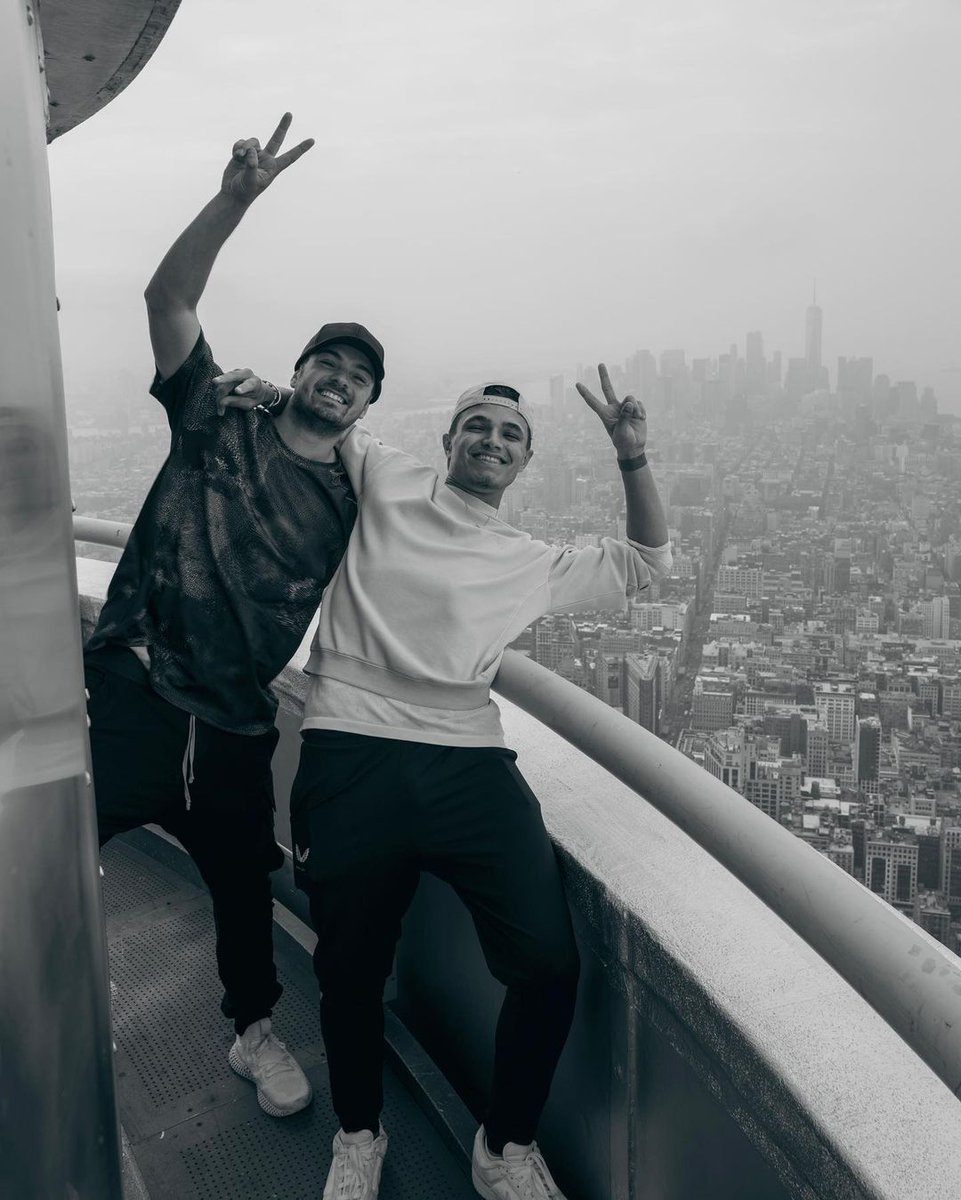 MARTIN GARRIX tweet media